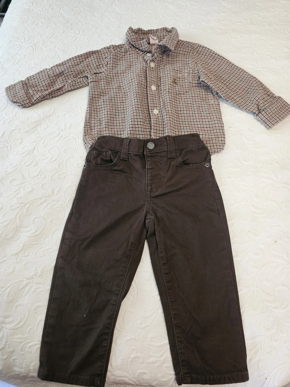 GAP Brown Corduroy Pants with Beige/Brown Plaid Button-Down Shirt